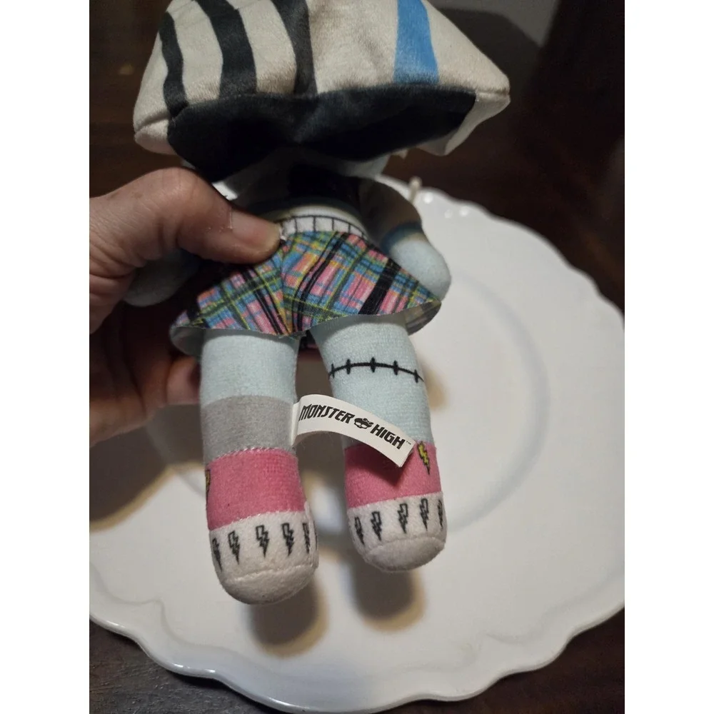 Frankie Stein Plush Mondter High